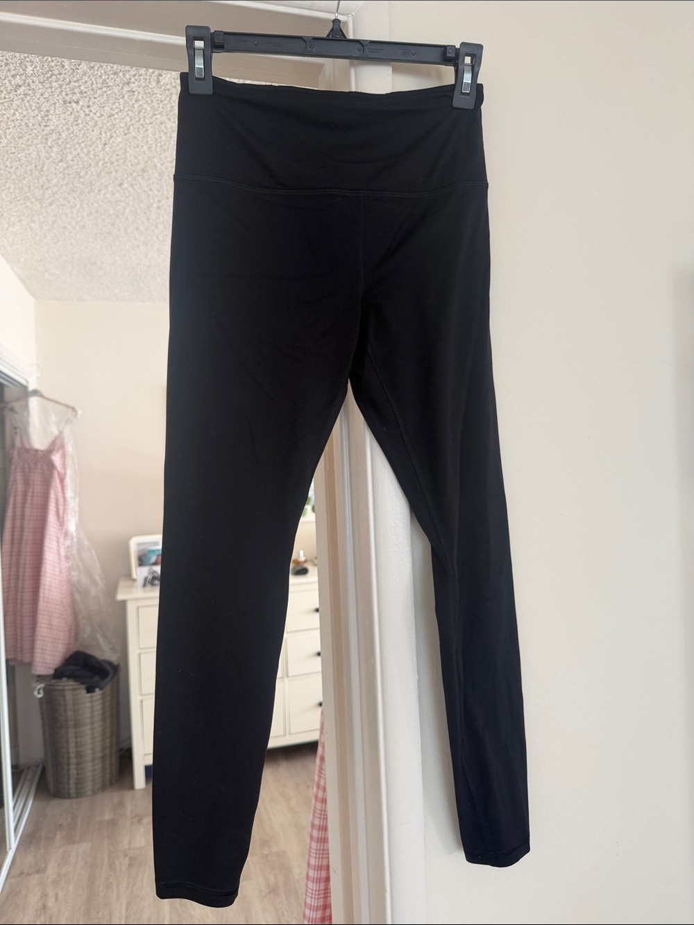 Elation Ultra High Rise Legging Athleta Leggings Like New Size Small Black